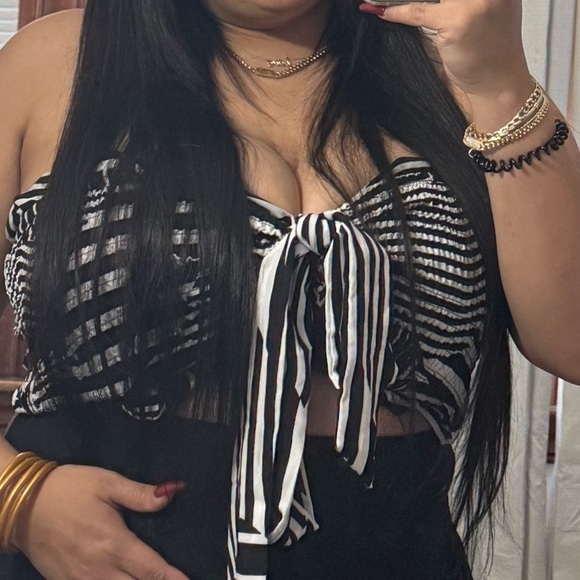 Black and White Striped Women top - Picture 7 of 7